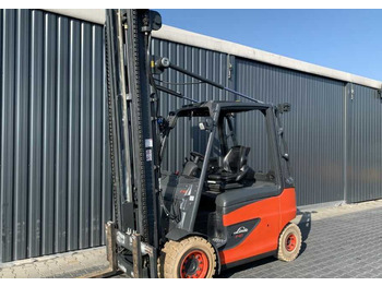 Xe nâng điện LINDE E