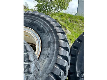 Lốp và vành Bridgestone 30.00R51: hình 4