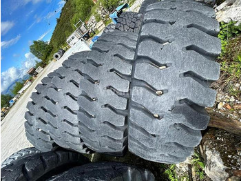 Lốp và vành BRIDGESTONE