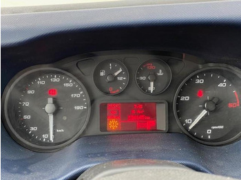 Xe ben IVECO Daily 35c18