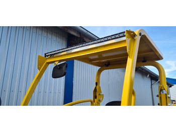 Máy xúc lật mini gấp khúc mới Eurotrac W11 Radlader Hoflader: hình 5