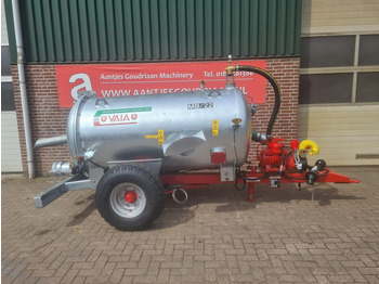 Máy rải phân chuồng VAIA