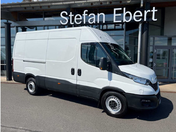Xe van chở hàng IVECO Daily 35s16