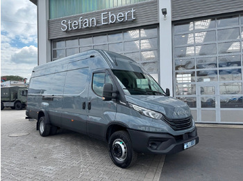 Xe van chở hàng IVECO Daily 70c21