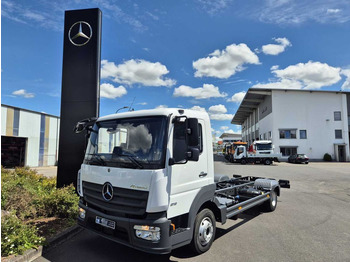 Xe tải khung gầm MERCEDES-BENZ Atego 818