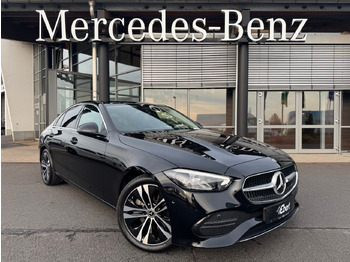 Sedan MERCEDES-BENZ