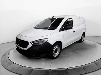 Xe van nhỏ gọn MERCEDES-BENZ Citan