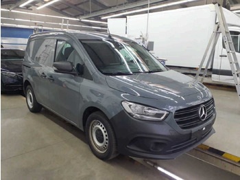 Xe van nhỏ gọn MERCEDES-BENZ Citan