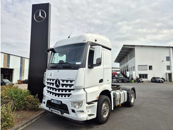Xe đầu kéo MERCEDES-BENZ Arocs 1845