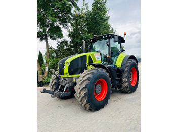 Máy cày CLAAS Axion 940