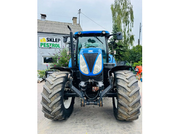 Máy cày NEW HOLLAND T7.210
