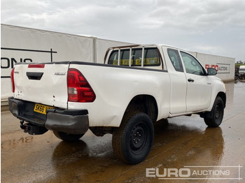 Xe bán tải TOYOTA Hilux