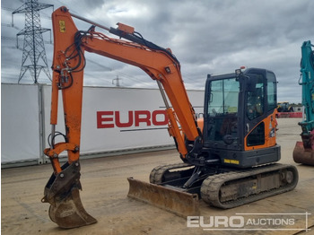 Máy xúc mini DOOSAN DX63-3