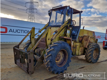 Máy xúc lật bánh lốp JCB