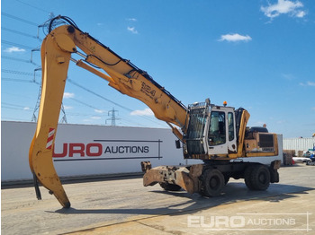 Máy xúc bánh lốp LIEBHERR A 924