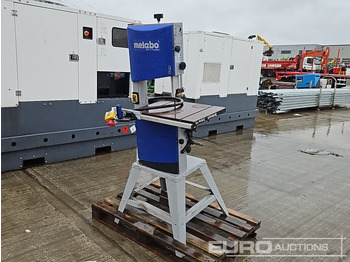 Trang thiết bị xây dựng