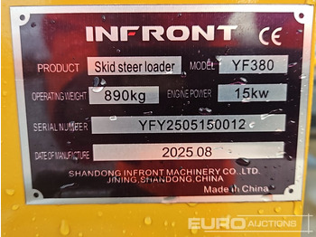 Máy xúc lật đa năng