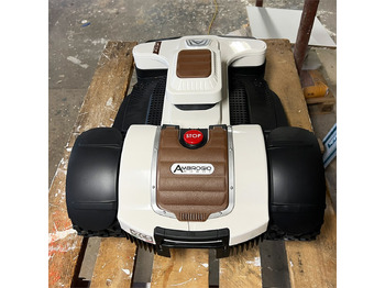 Máy cắt cỏ vườn