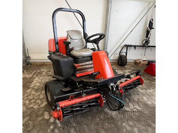 Máy cắt cỏ vườn