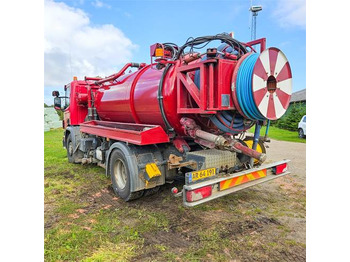 Xe tải chân không SCANIA P