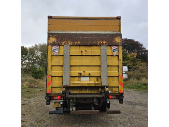 Xe tải hộp Volvo FM: hình 5