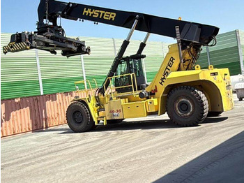 Xe tiếp cận xếp chồng HYSTER