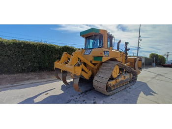 Máy ủi CATERPILLAR D6T