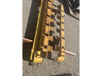 Máy đầm CATERPILLAR