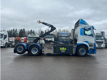 Xe tải nâng móc Iveco AD 260S40 Y/FS CNG: hình 4