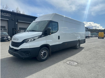 Xe van chở hàng IVECO Daily 35s16