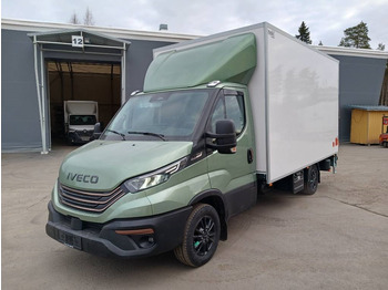 Xe van chở hàng IVECO Daily 35s18