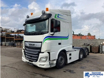 Xe đầu kéo DAF XF 530