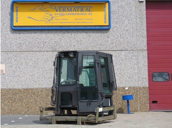 Cabin NEW HOLLAND