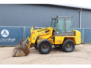 Máy xúc lật bánh lốp AHLMANN