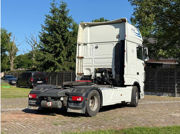 Xe tải khung gầm DAF XF-106: hình 5