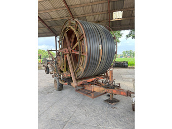 Máy xịt gắn trên máy cày