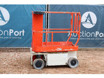 Nền bục trên không JLG