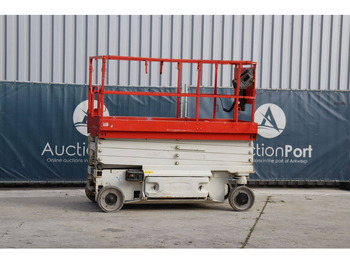 Máy nâng người hình kéo JLG