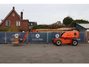 Xe nâng người hình viễn vọng kính JLG