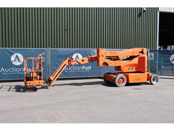 Xe nâng người nhiều khớp nối JLG