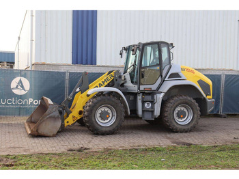 Máy xúc lật bánh lốp KRAMER