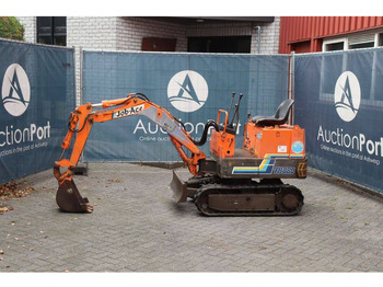 Máy xúc mini TAKEUCHI