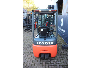 Xe nâng điện Toyota 8FBET20: hình 4