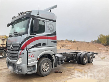 Xe tải khung gầm MERCEDES-BENZ Actros