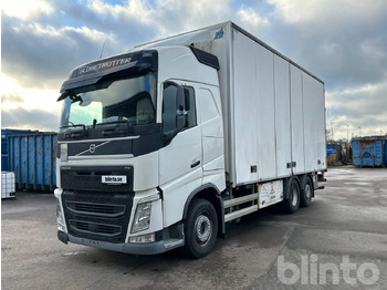 Xe tải hộp VOLVO FH