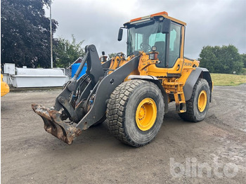 Máy xúc lật bánh lốp VOLVO L90F