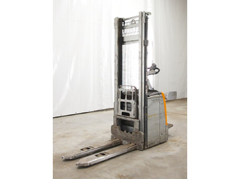 Máy xếp chồng STILL