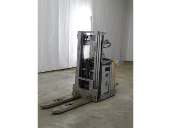 Máy xếp chồng STILL