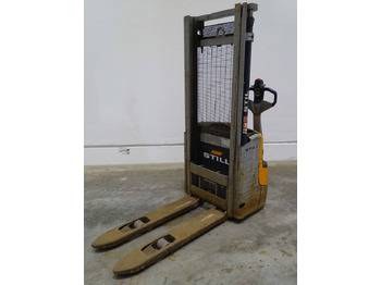 Máy xếp chồng STILL