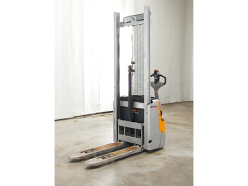 Máy xếp chồng STILL
